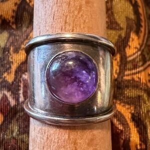 Vintage .925 Sterling Silver & Purple Gemstone